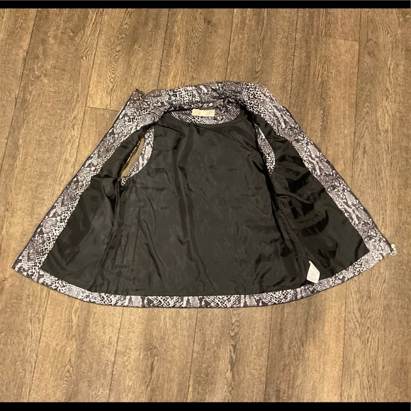 Michael Kors Snake Print Vest - Medium - Picture 2 of 5